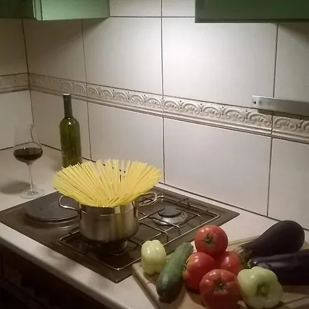 14631b Apartment